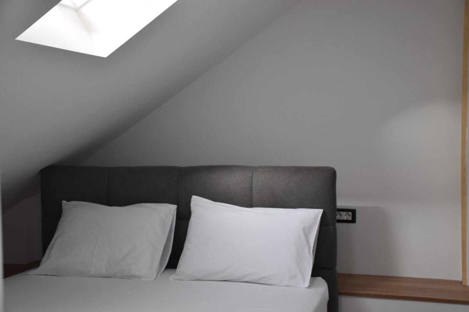 Apartmán Apartman Lucana Tribalj Exteriér fotografie