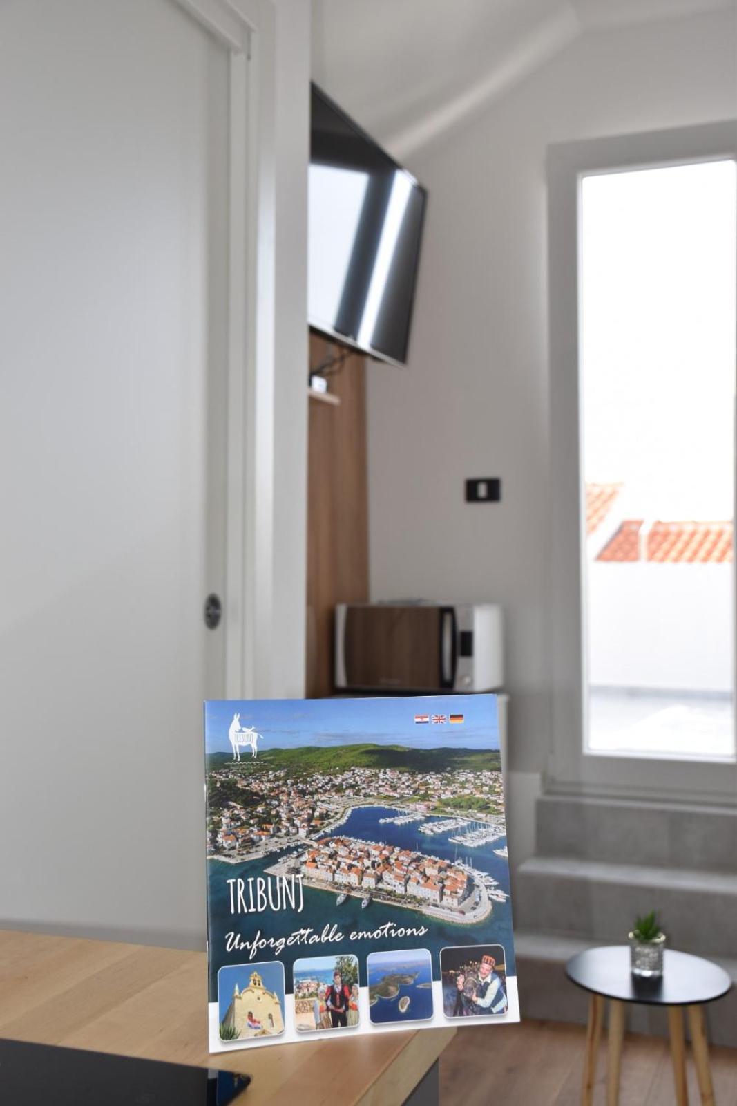 Apartmán Apartman Lucana Tribalj Exteriér fotografie